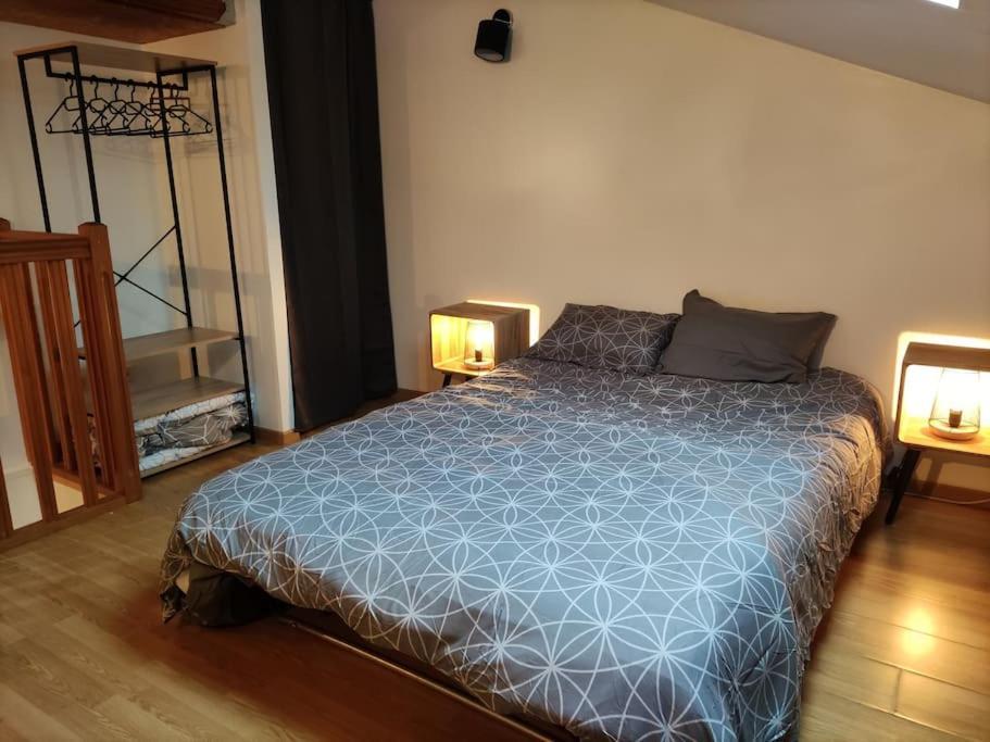 L'Atelier Cosy - Maison De Village Atypique Saint-Georges-d'Esperanche Luaran gambar