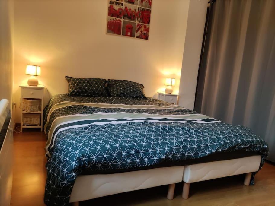 L'Atelier Cosy - Maison De Village Atypique Saint-Georges-d'Esperanche Luaran gambar